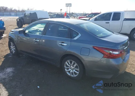 2018 Nissan Altima 2.5 S z USA, uszkodzony, nr VIN 1N4AL3AP0JC165920